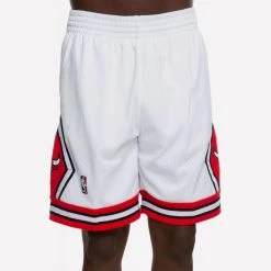 Mitchell & Ness Chicago Bulls 1996-97 Shorts WHITE / WHITE