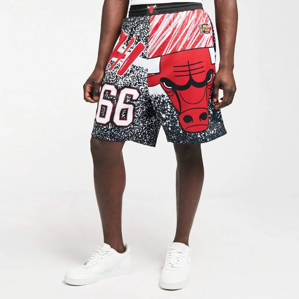 Mitchell & Ness Jumbotron Sublimated Chicago Bulls Shorts Black
