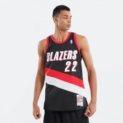 Mitchell & Ness NBA Clyde Drexler Portland Trail Blazers 1991-92 Swingman BLACK/RED