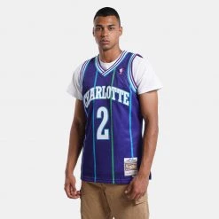 Mitchell & Ness NBA Larry Johnson Charlotte Hornets Alternate 1994-95 HWC Swingman Jersey PURPLE